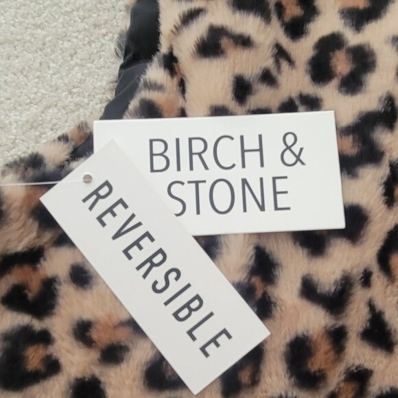 Birch & Stone Reversible Faux Fur Leopard Print Puffer Vest NEW Size Large - Picture 8 of 11